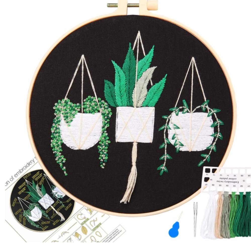 BRAND NEW Beginner's Embroidery Kit